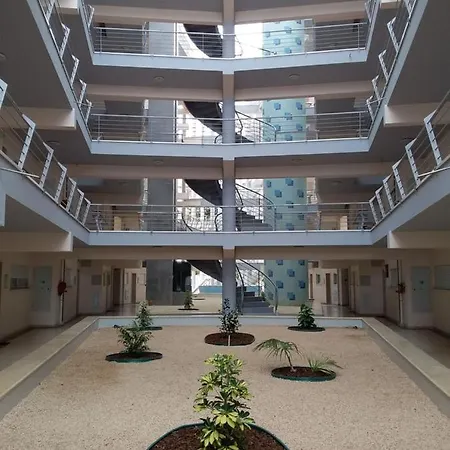 Atlantic Beach-side Apartman